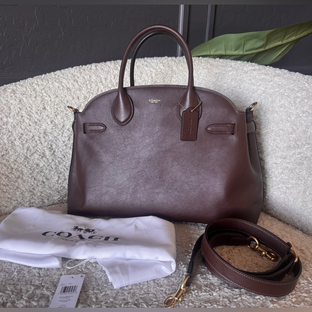 Coach NWT Empire 40- Maple